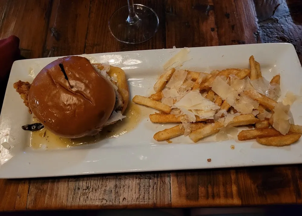 Chicken Masala Sandwich w Truffle Fries