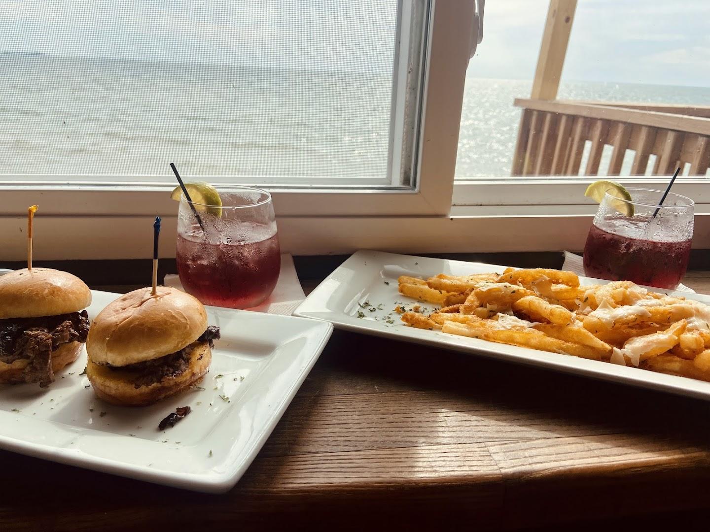 Social Oak Chophouse & Wine Bar